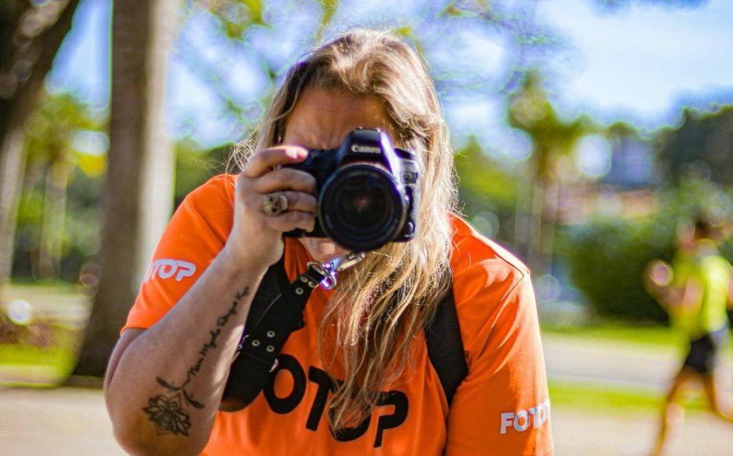 O que faz o fotógrafo esportivo, como começar e o que precisa dominar em campo